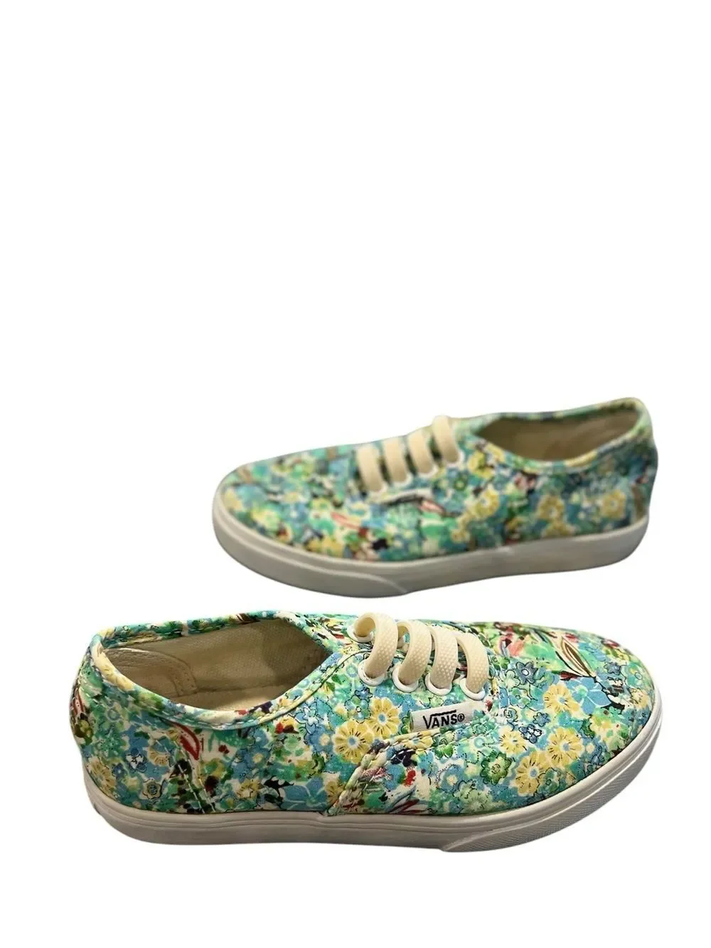 Vans adorable authentic